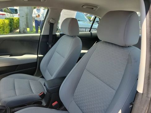 Used 2023 Kia Rio S w/ Technology Package FWD image 9