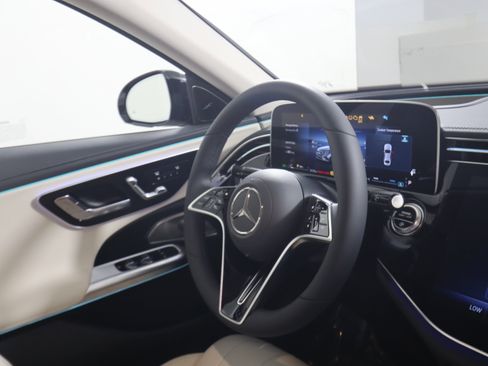 New 2026 Mercedes-Benz E 350 Sedan image 10