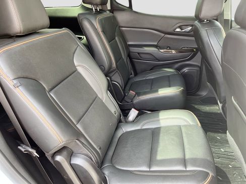 Used 2023 GMC Acadia AT4 w/ Technology Package image 30