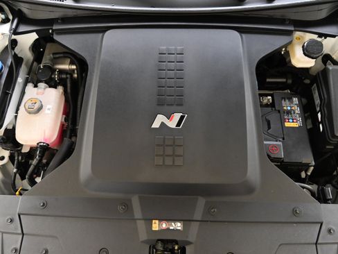 Used 2025 Hyundai Ioniq 5 N image 32