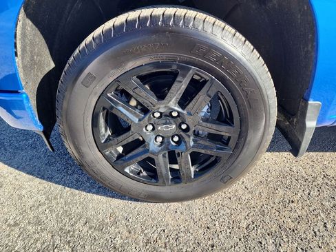 New 2026 Chevrolet Silverado 1500 RST w/ Dark Appearance Package image 10