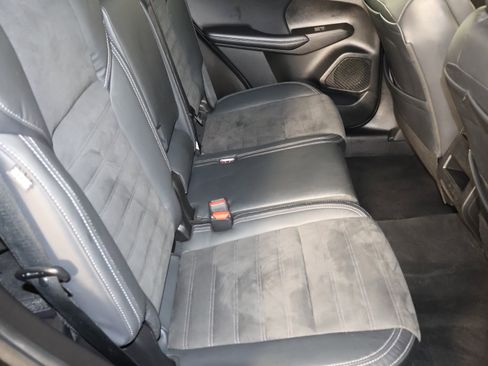 Used 2022 Mitsubishi Outlander SE image 44