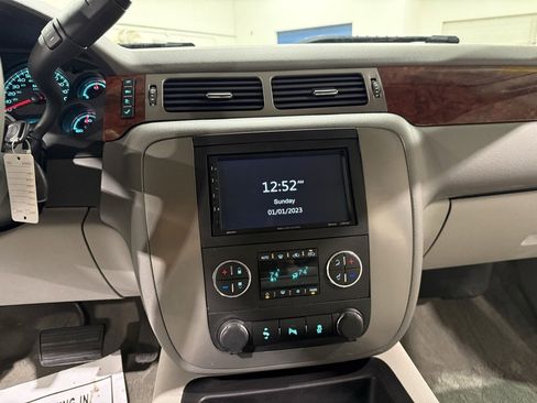 Used 2012 GMC Sierra 1500 SLT w/ SLT Convenience Package image 8