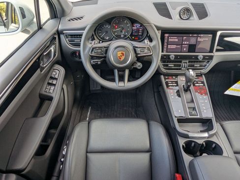 New 2026 Porsche Macan AWD/4WD image 15