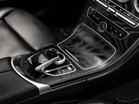 Used 2018 Mercedes-Benz C 300 Sedan w/ Multimedia Package image 22
