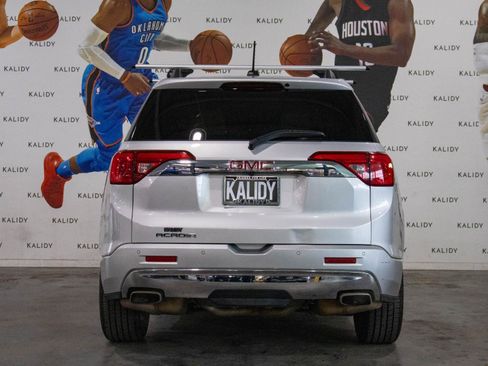 Used 2018 GMC Acadia Denali w/ LPO, Cargo Package FWD image 23