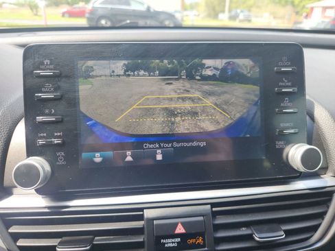 Used 2018 Honda Accord Sport image 23