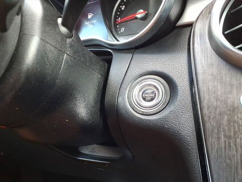 Used 2022 Mercedes-Benz GLC 300 4MATIC image 17