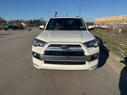 Used 2020 Toyota 4Runner Limited image 2