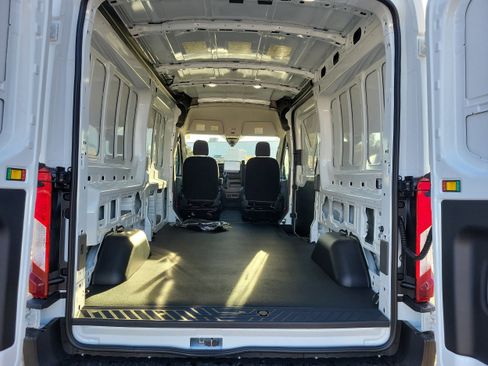 New 2026 Ford Transit 250 148 Medium Roof image 7