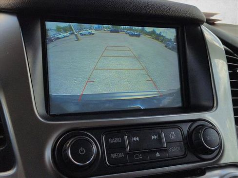 Used 2020 Chevrolet Suburban Premier AWD/4WD image 23