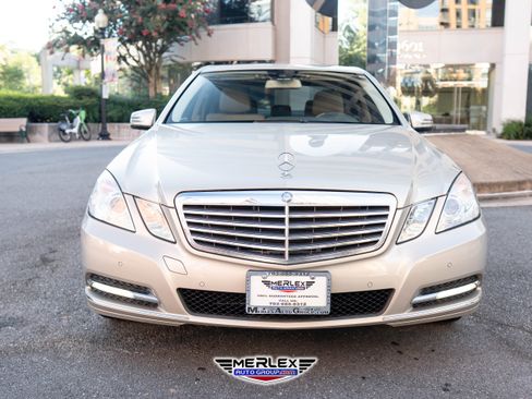 Used 2012 Mercedes-Benz E 350 4MATIC Sedan image 2