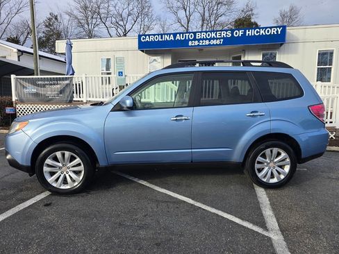 Used 2011 Subaru Forester 2.5X Limited w/ Protection Group 3 image 3