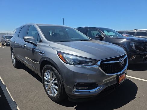 Used 2018 Buick Enclave Premium w/ Experience Buick Package AWD/4WD image 1