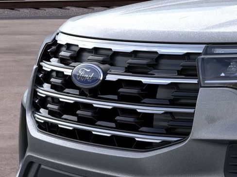 New 2026 Ford Explorer Active AWD/4WD image 17