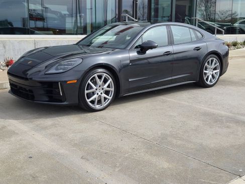 Certified 2024 Porsche Panamera 4 AWD/4WD image 1