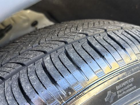 Used 2025 Honda HR-V Sport image 12