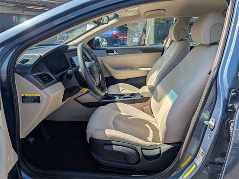 Used 2016 Hyundai Sonata SE image 5