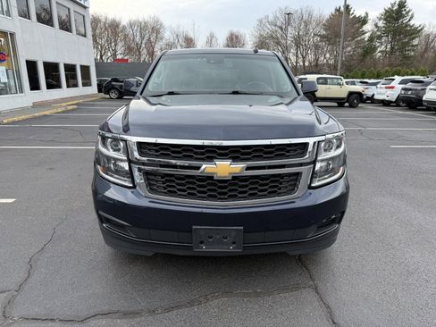 Used 2018 Chevrolet Tahoe LT image 2