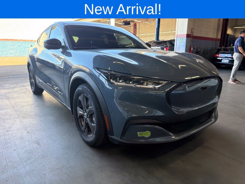 Used 2023 Ford Mustang Mach-E Select RWD image 1