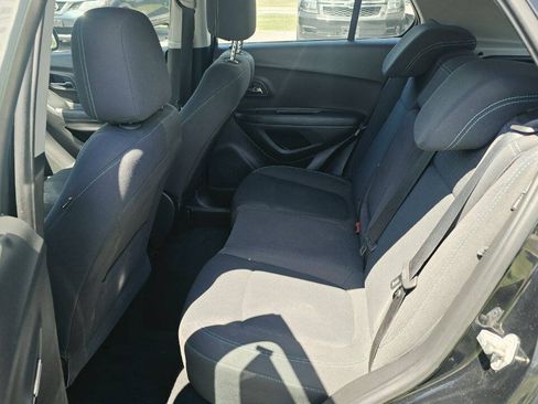 Used 2016 Chevrolet Trax LS FWD image 11