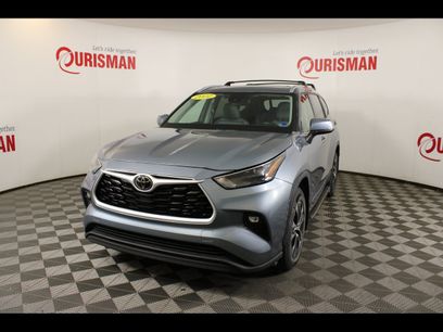 Used 2022 Toyota Highlander XLE