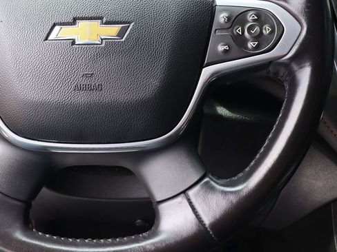 Used 2021 Chevrolet Traverse LT FWD image 58