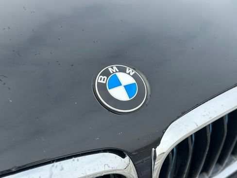 Used 2018 BMW 530e xDrive image 13