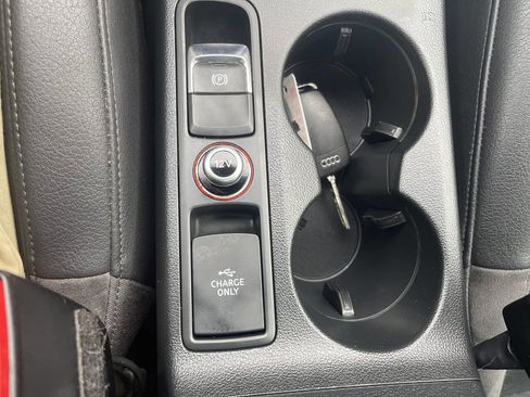 Used 2018 Audi Q3 2.0T Premium image 37