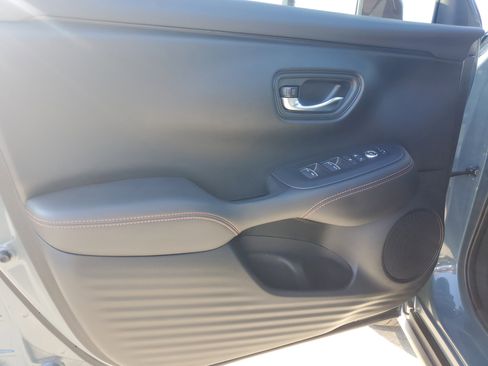 Used 2024 Honda HR-V Sport image 17