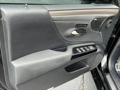 Certified 2024 Lexus ES 300h F Sport w/ Accessory Package (Z2) FWD image 10
