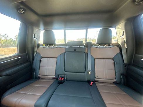 Certified 2025 Chevrolet Silverado 2500 High Country w/ High Country Premium Package image 28