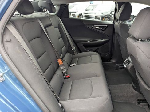 Used 2025 Chevrolet Malibu LT image 24