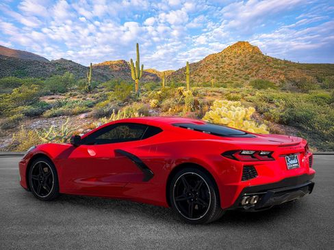 Used 2024 Chevrolet Corvette Stingray Coupe w/ 1LT RWD image 7