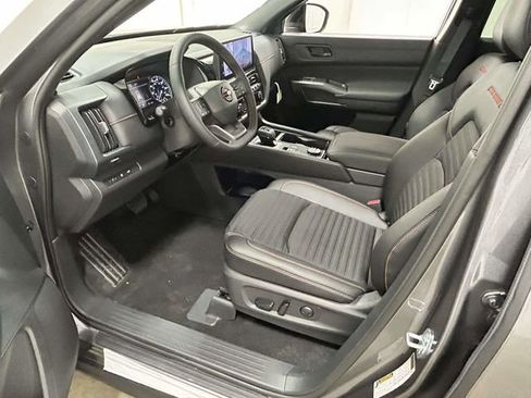 New 2026 Nissan Pathfinder Rock Creek w/ Rock Creek Premium Package AWD/4WD image 11