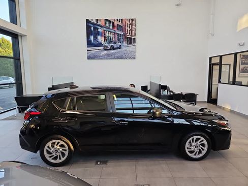 Used 2024 Subaru Impreza 2.0i AWD/4WD image 4