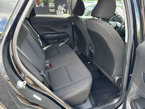 Used 2025 Hyundai Kona SEL FWD image 17
