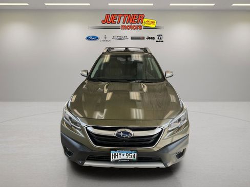 Used 2021 Subaru Outback Touring AWD/4WD image 3