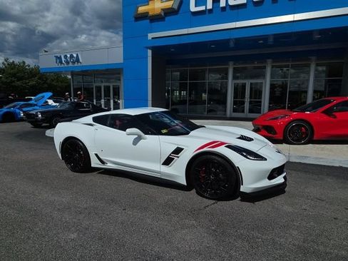Used 2019 Chevrolet Corvette Grand Sport RWD image 1
