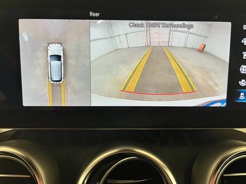 Used 2022 Mercedes-Benz GLC 300 image 15