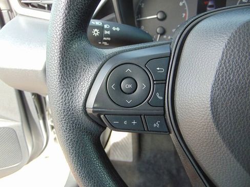 Used 2024 Toyota Corolla LE FWD image 18