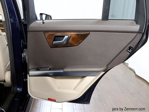 Used 2015 Mercedes-Benz GLK 350 2WD image 30