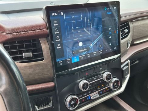 Used 2022 Ford Expedition Limited AWD/4WD image 12
