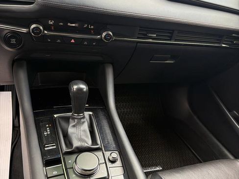 Used 2019 MAZDA MAZDA3 Sedan w/ Premium Package FWD image 8