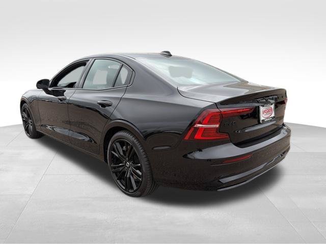 Used 2024 Volvo S60 T8 Plus w/ Climate Package AWD/4WD image 4