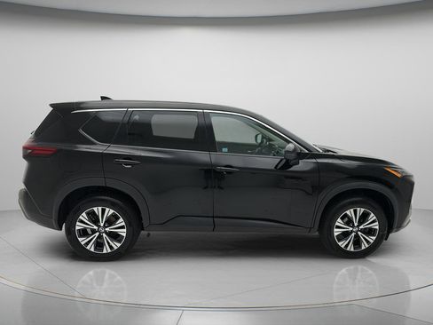 Used 2021 Nissan Rogue SV AWD/4WD image 6