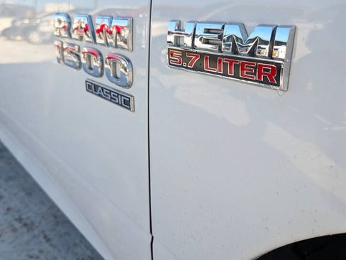 Used 2022 RAM 1500 Classic SLT w/ Protection Group AWD/4WD image 13