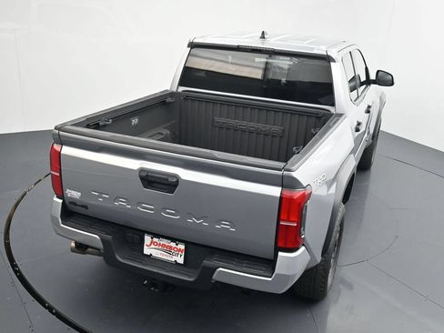 Used 2024 Toyota Tacoma TRD Off-Road AWD/4WD image 28