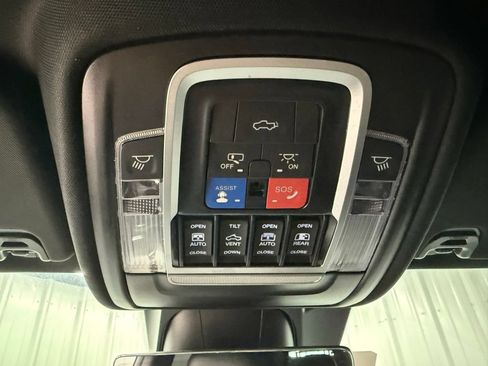 Used 2024 RAM 1500 TRX AWD/4WD image 30