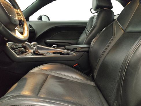 Used 2018 Dodge Challenger SXT Plus RWD image 17